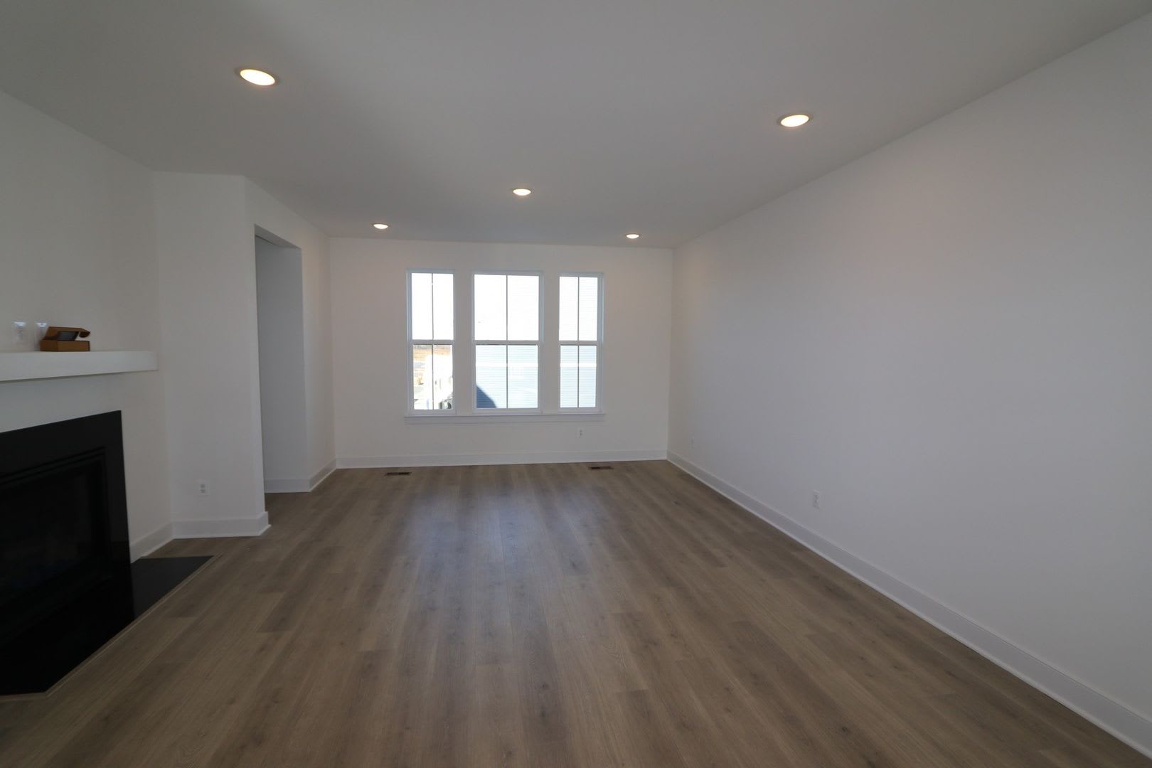 COMING SOON Premium Town Home for Rent- 4 bedrooms 3.5 bathrooms – photo 3