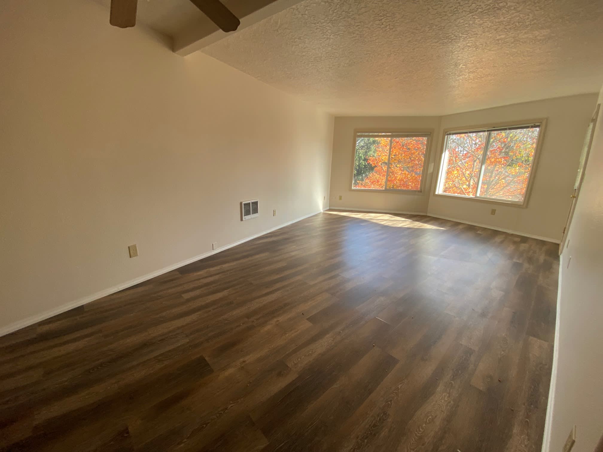 365 Madrona Ave. SE #C-3 – photo 1