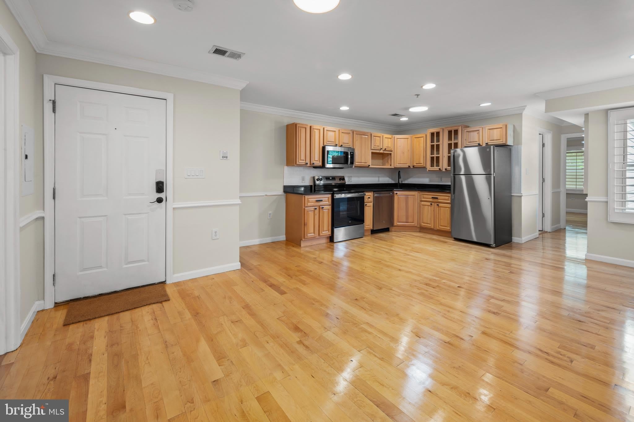 1810 MINNESOTA Avenue SE – photo 2