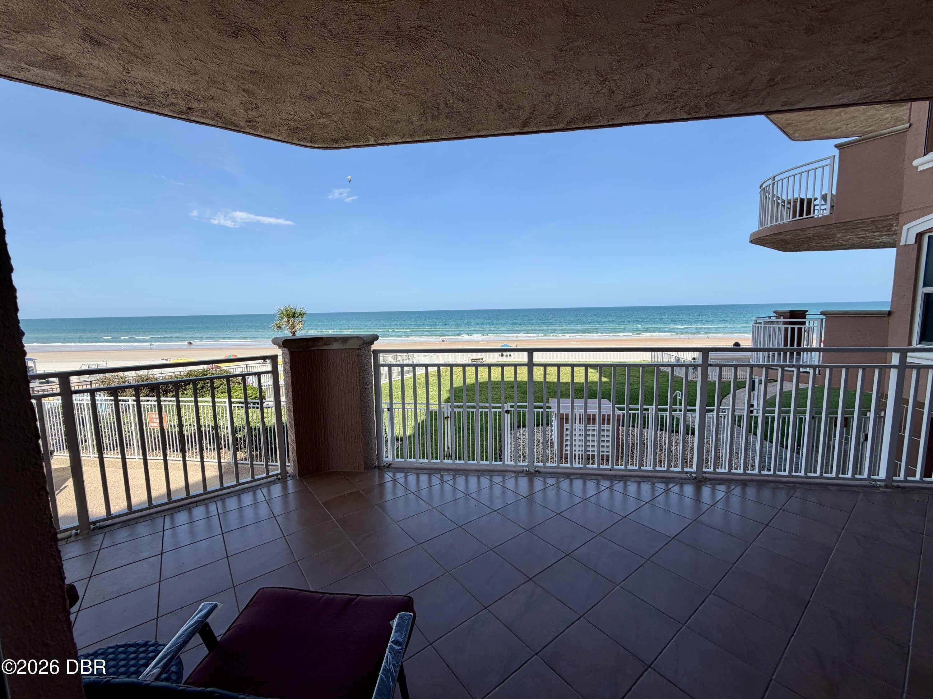 2515 S Atlantic Avenue – photo 3
