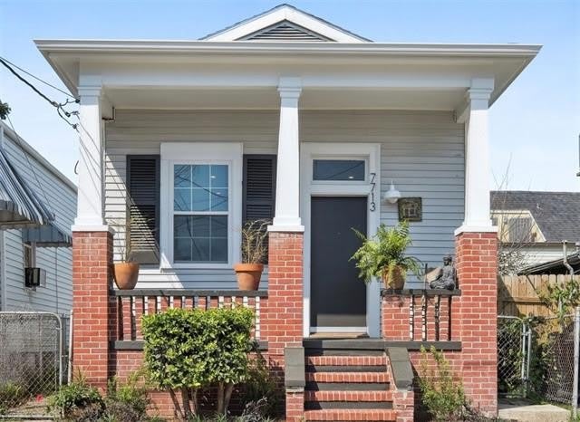 7713 Zimpel Street – photo 1