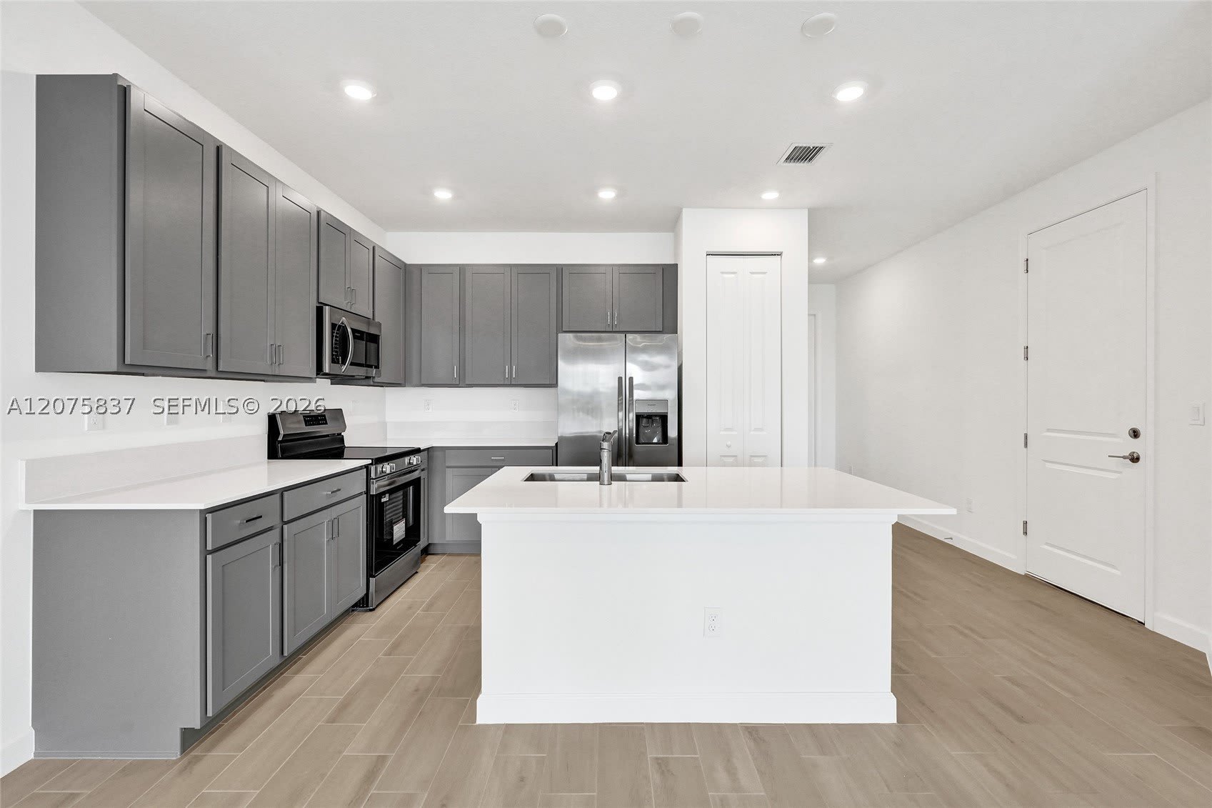 3616 Spanish Cedar Pl – photo 1