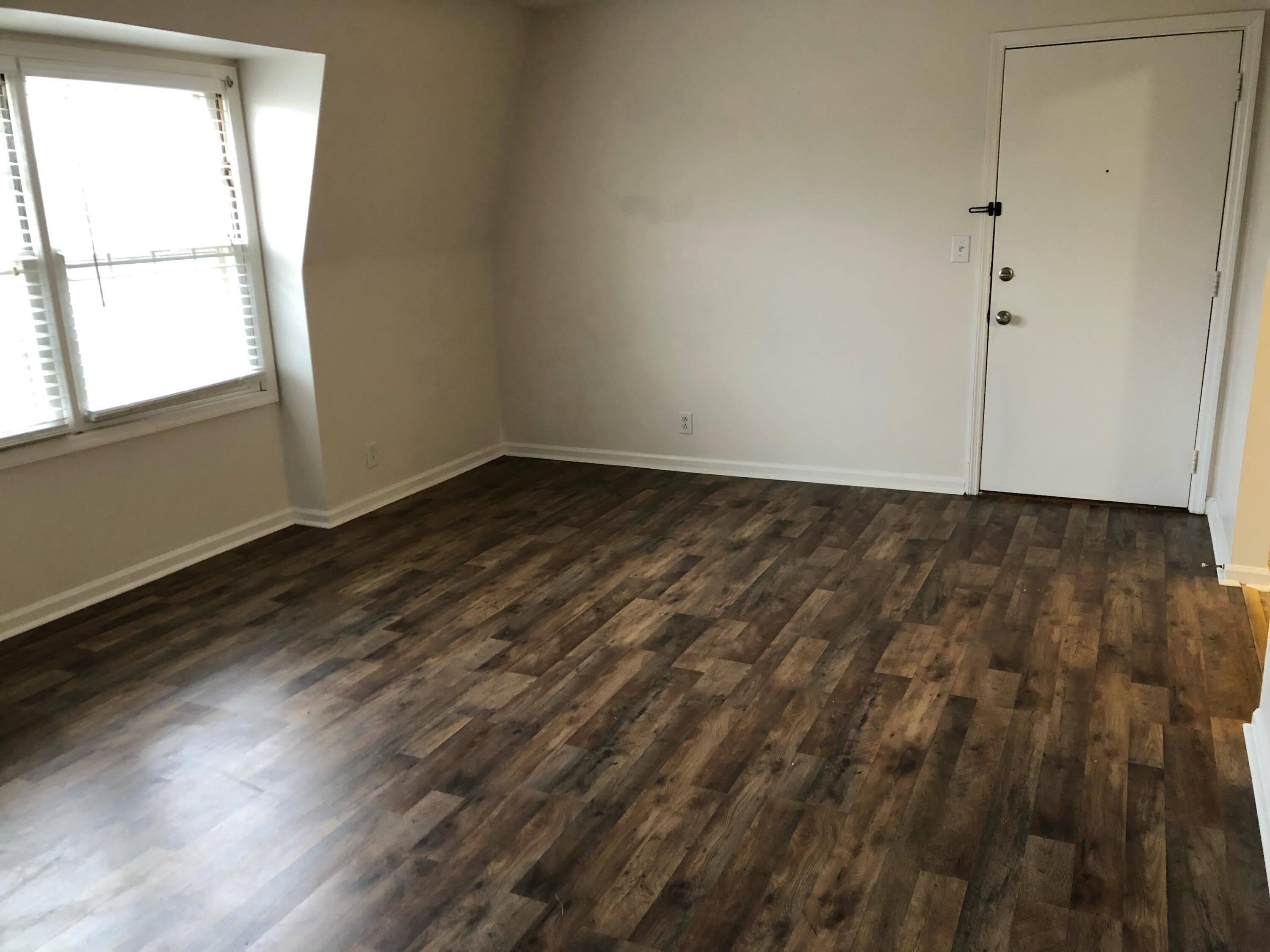 904 Plaza Drive – photo 2