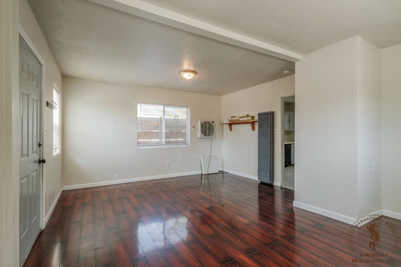 540 West 8th Street – photo 2