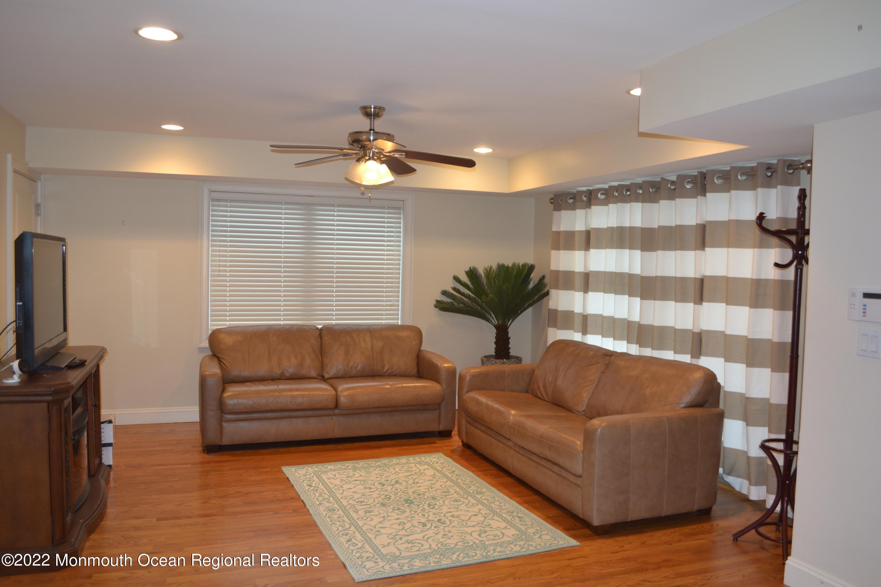 233 12Th Avenue – photo 5