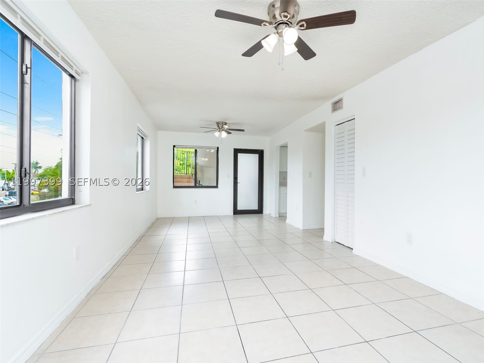 1490 W 42nd Pl – photo 5