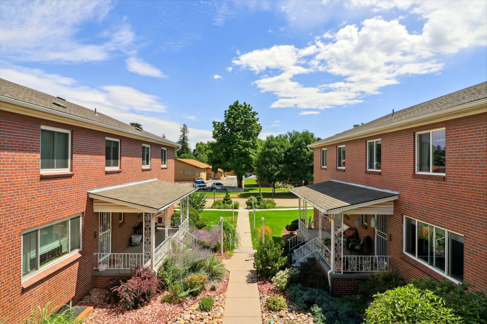 1 Bedroom/1 bathroom condo in Denver – photo 4