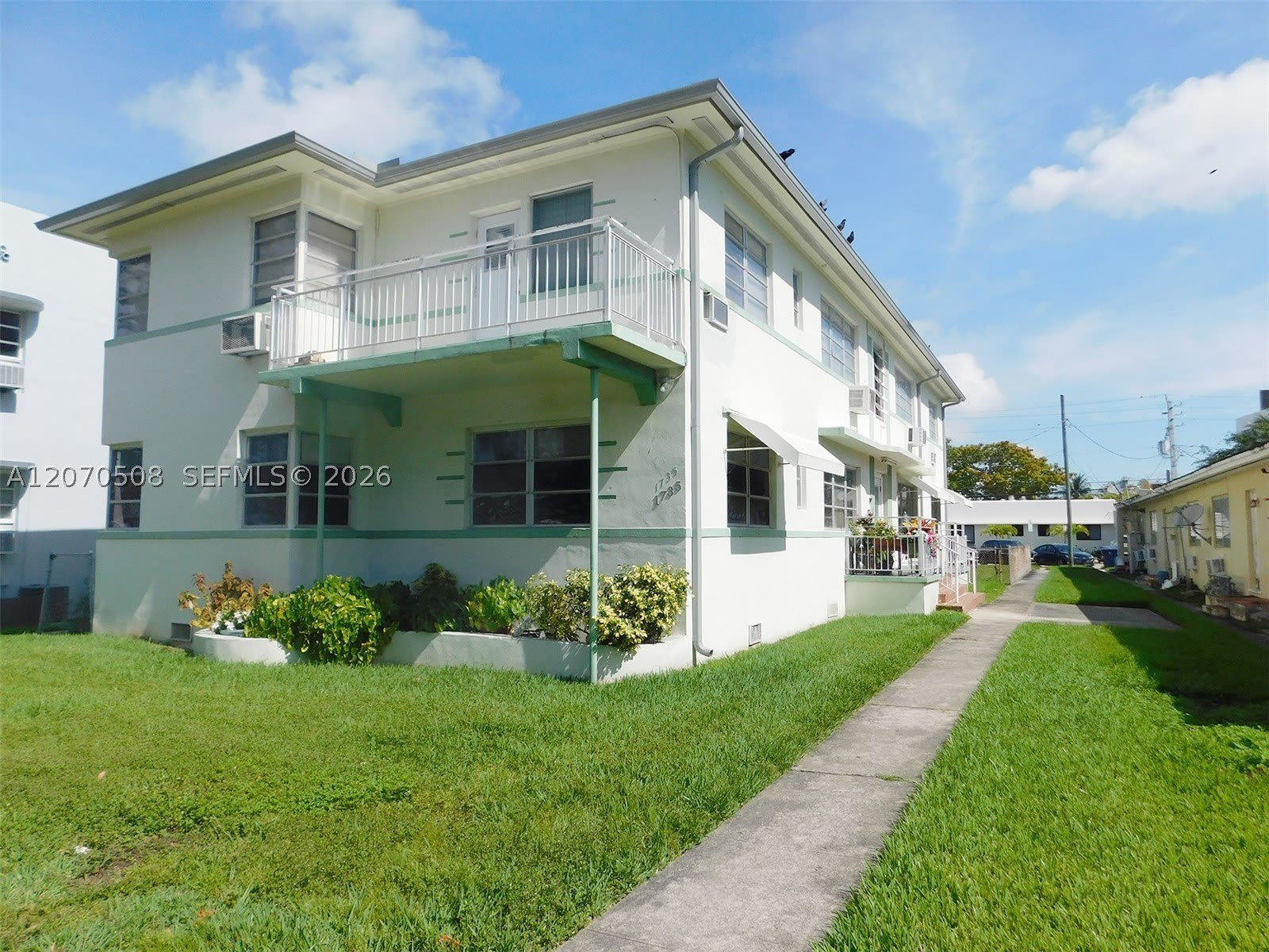 1735 Marseille Dr – photo 1