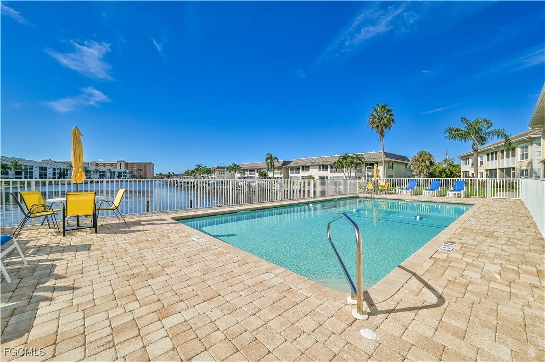 1936 Beach Parkway – photo 3