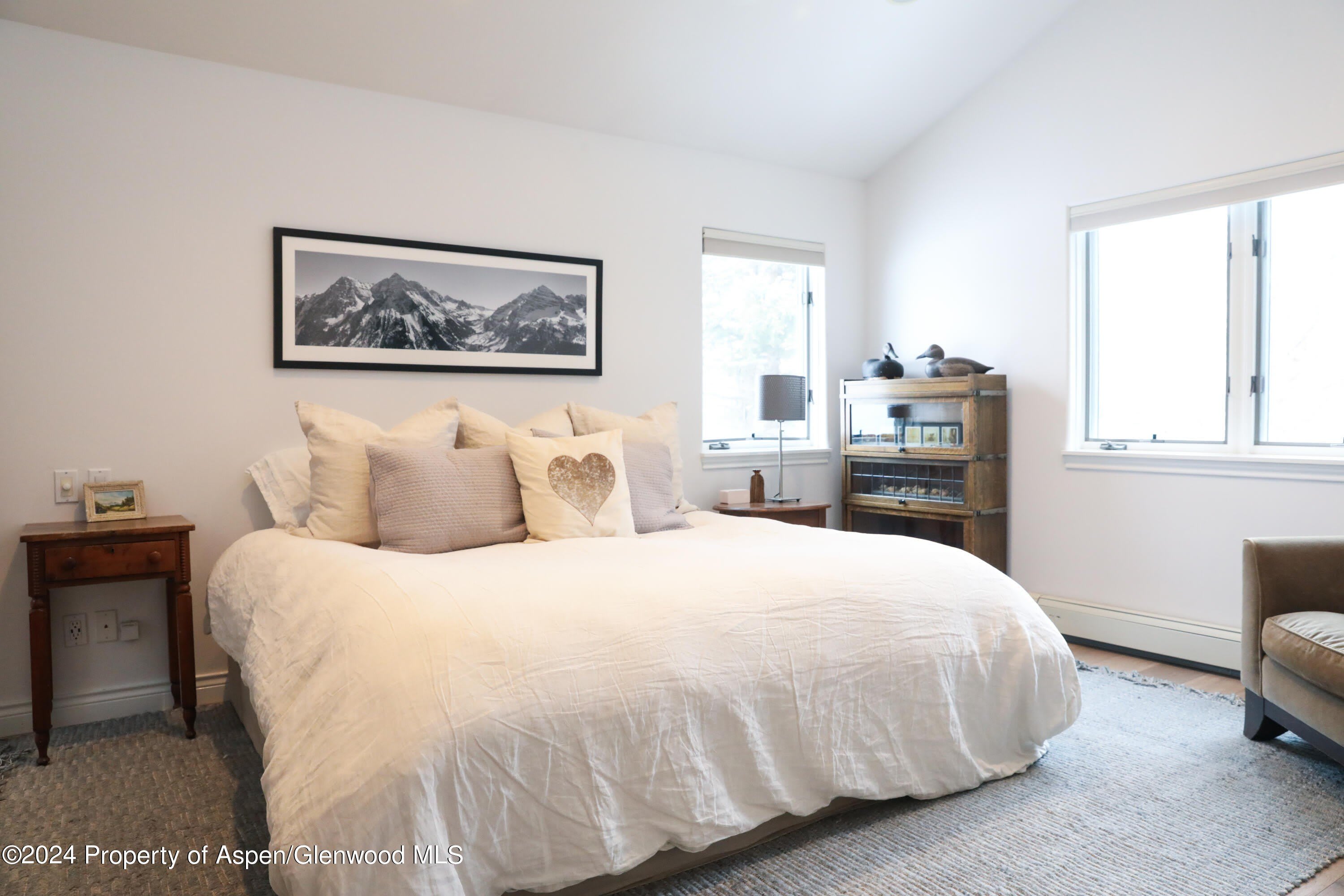 364 Summerset Lane – photo 2