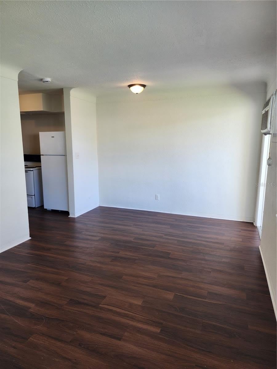2227 HIGHLAND Street – photo 2