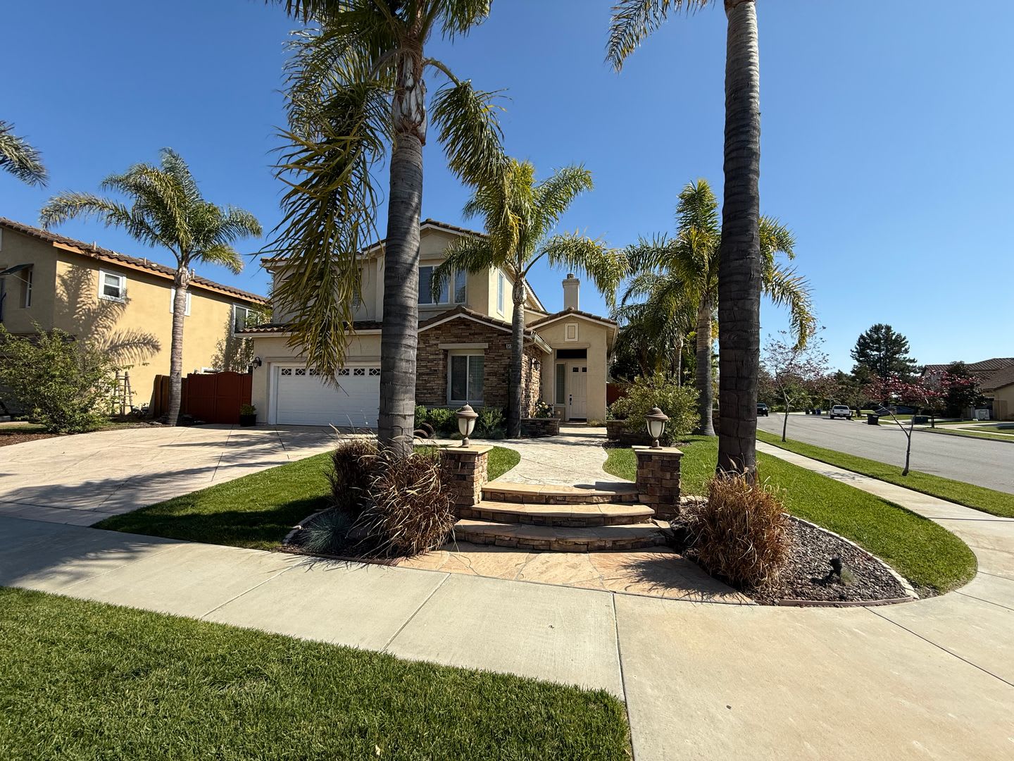Desirable Camarillo home in the Pitts Ranch Neighborhood – photo 1