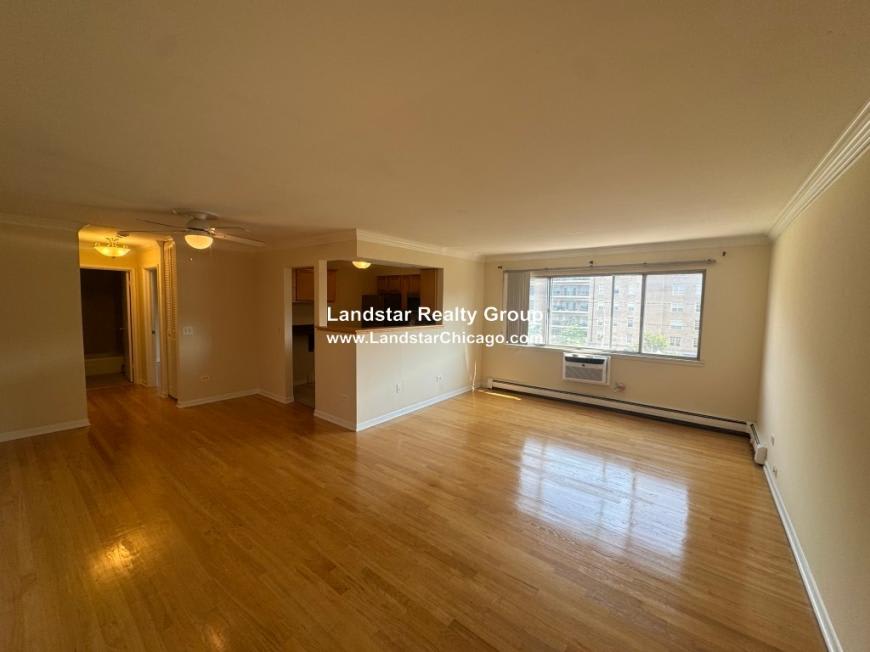 205 West MINER – photo 3