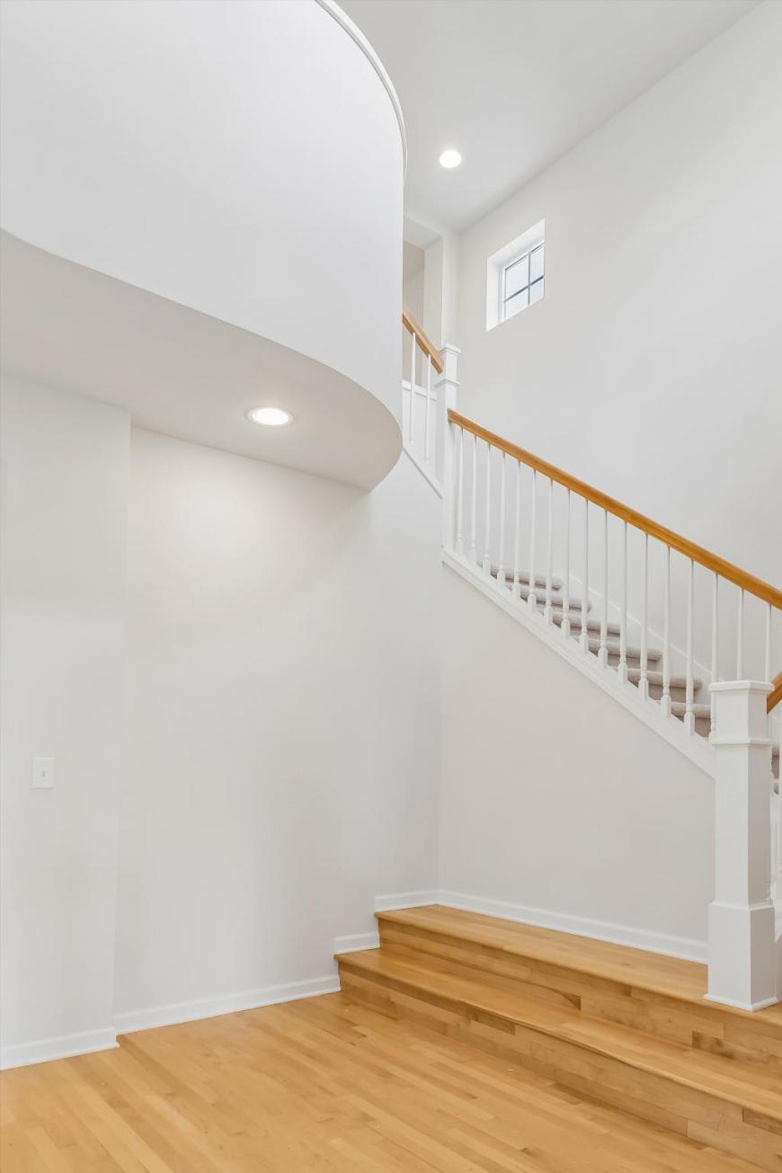 10141 226th Ave NE – photo 2