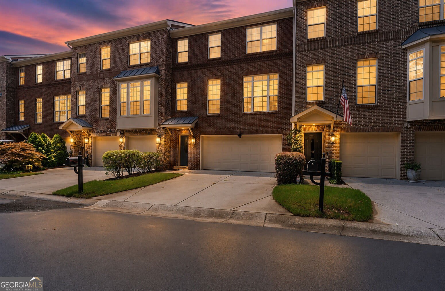 5583 Julian Place – photo 1
