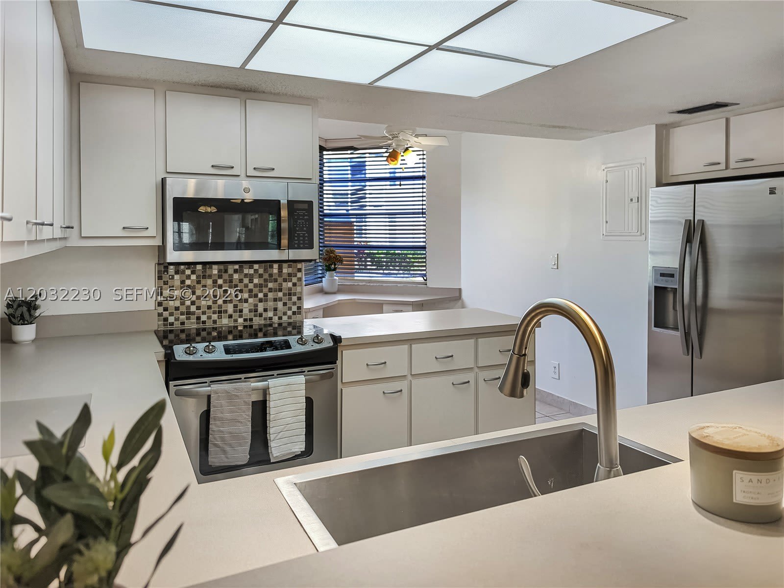 9531 Seagrape Dr – photo 1
