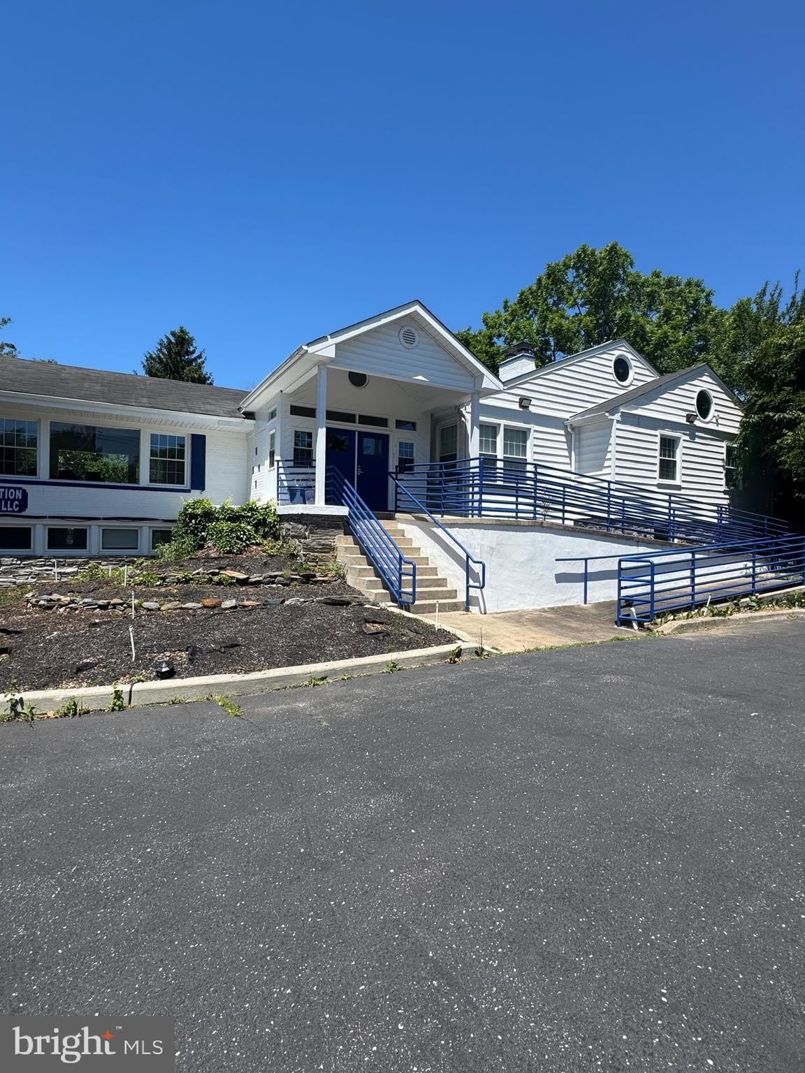 44 S STATE Street – photo 2