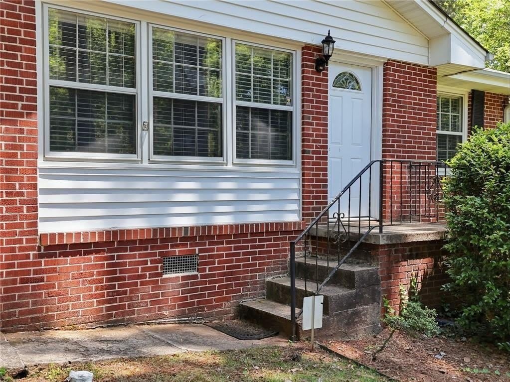1111 N Valley Drive – photo 4