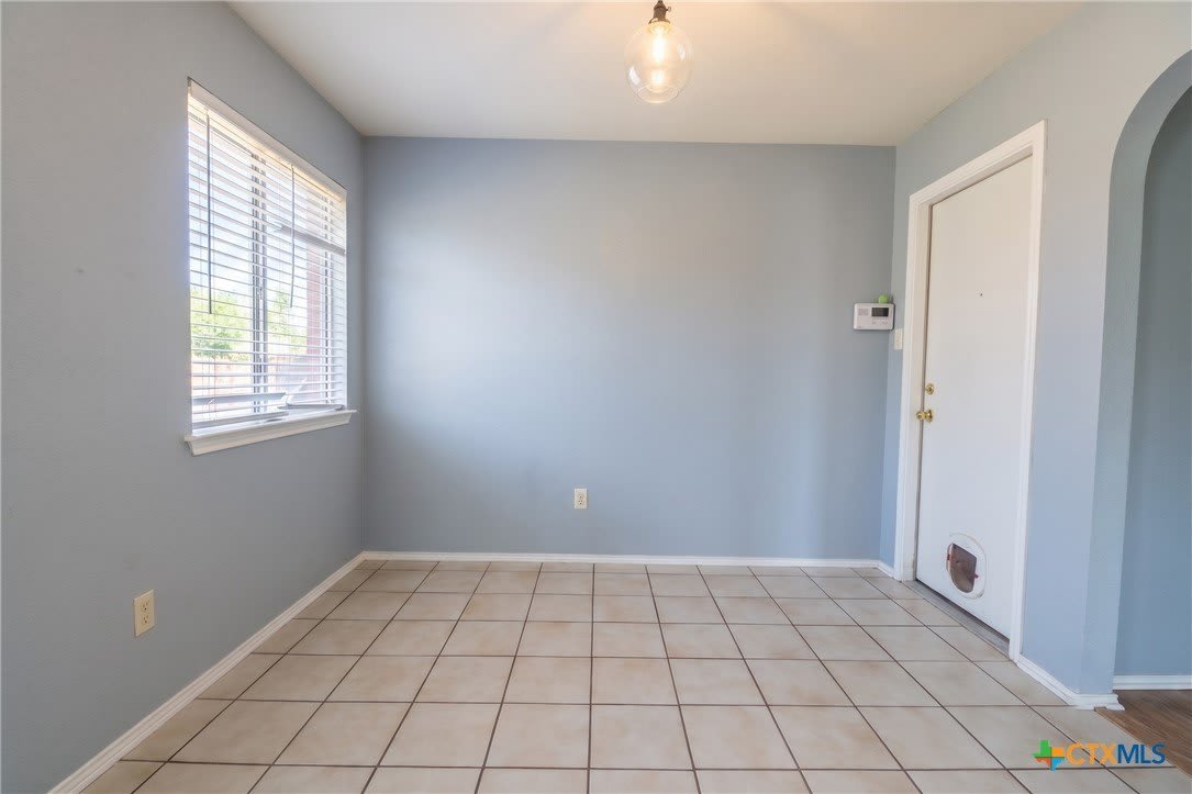 5707 Montrose Drive – photo 3