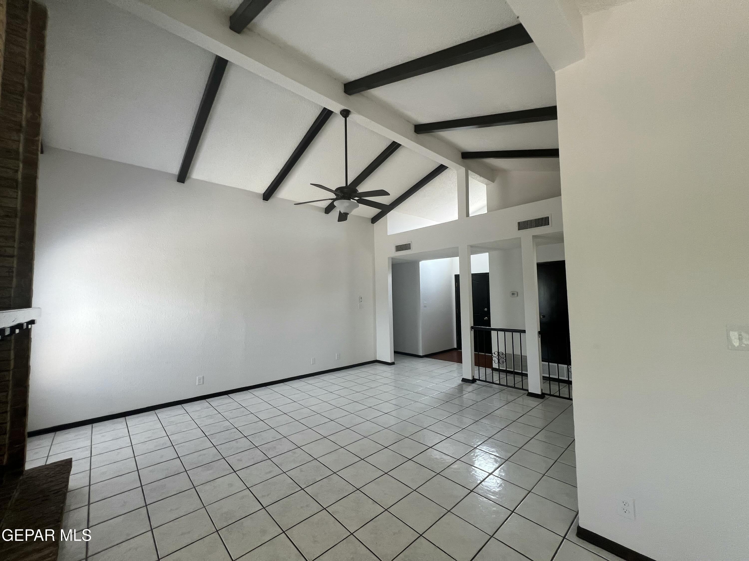 7772 Iroquois Drive – photo 4