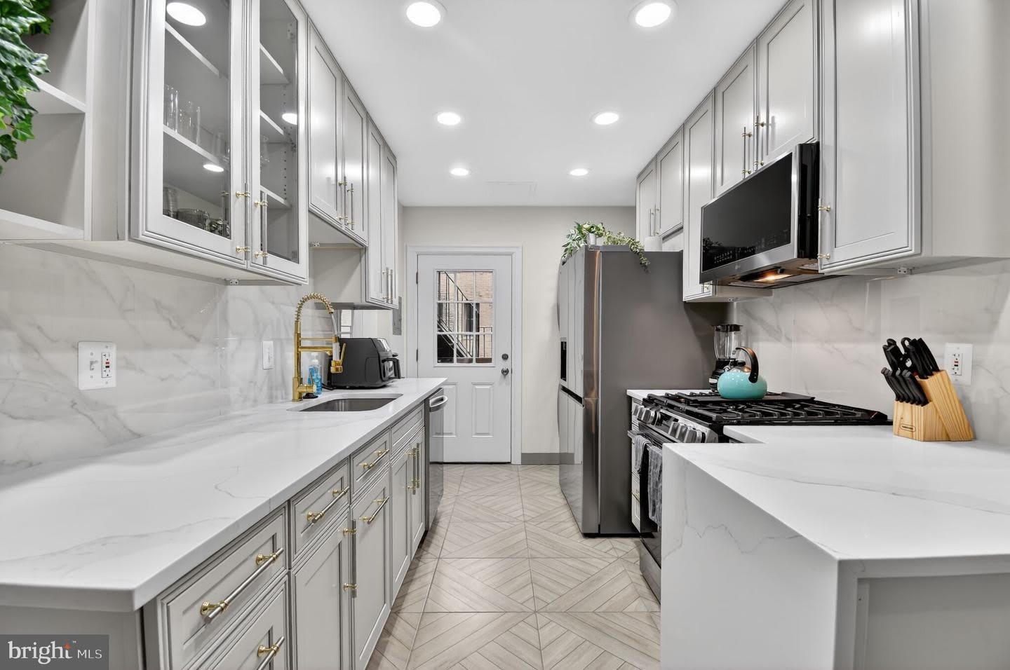 1919 19Th St Nw 302 – photo 5