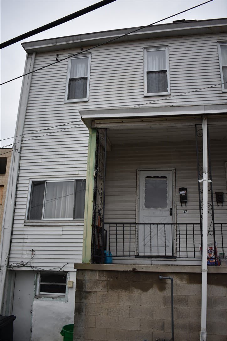 17 Jefferson St – photo 1