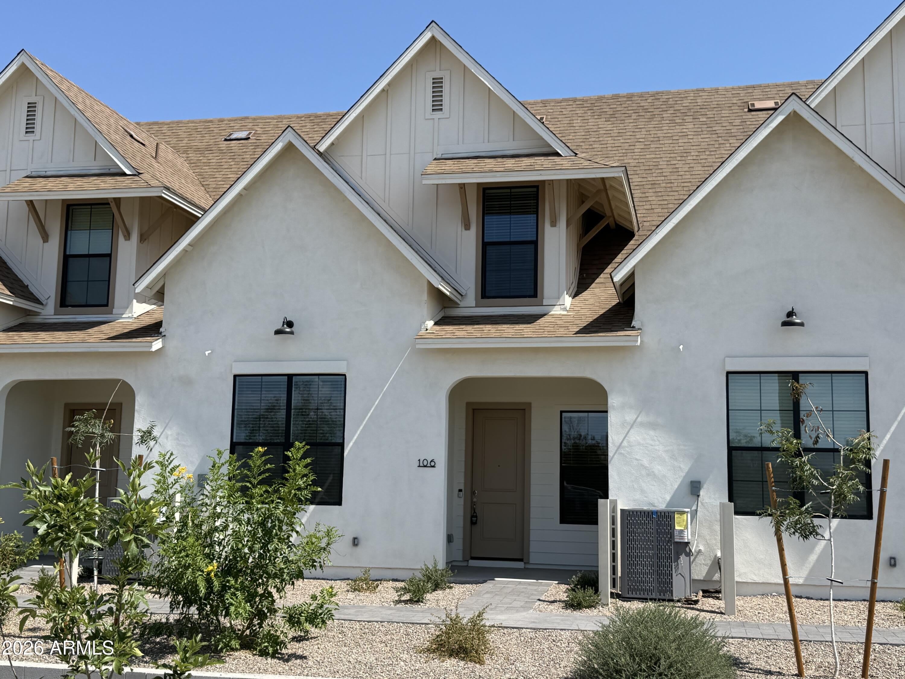 6232 E UNIVERSITY Drive – photo 1