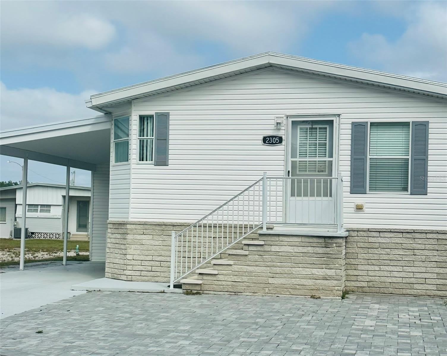 2305 BAY Drive – photo 2