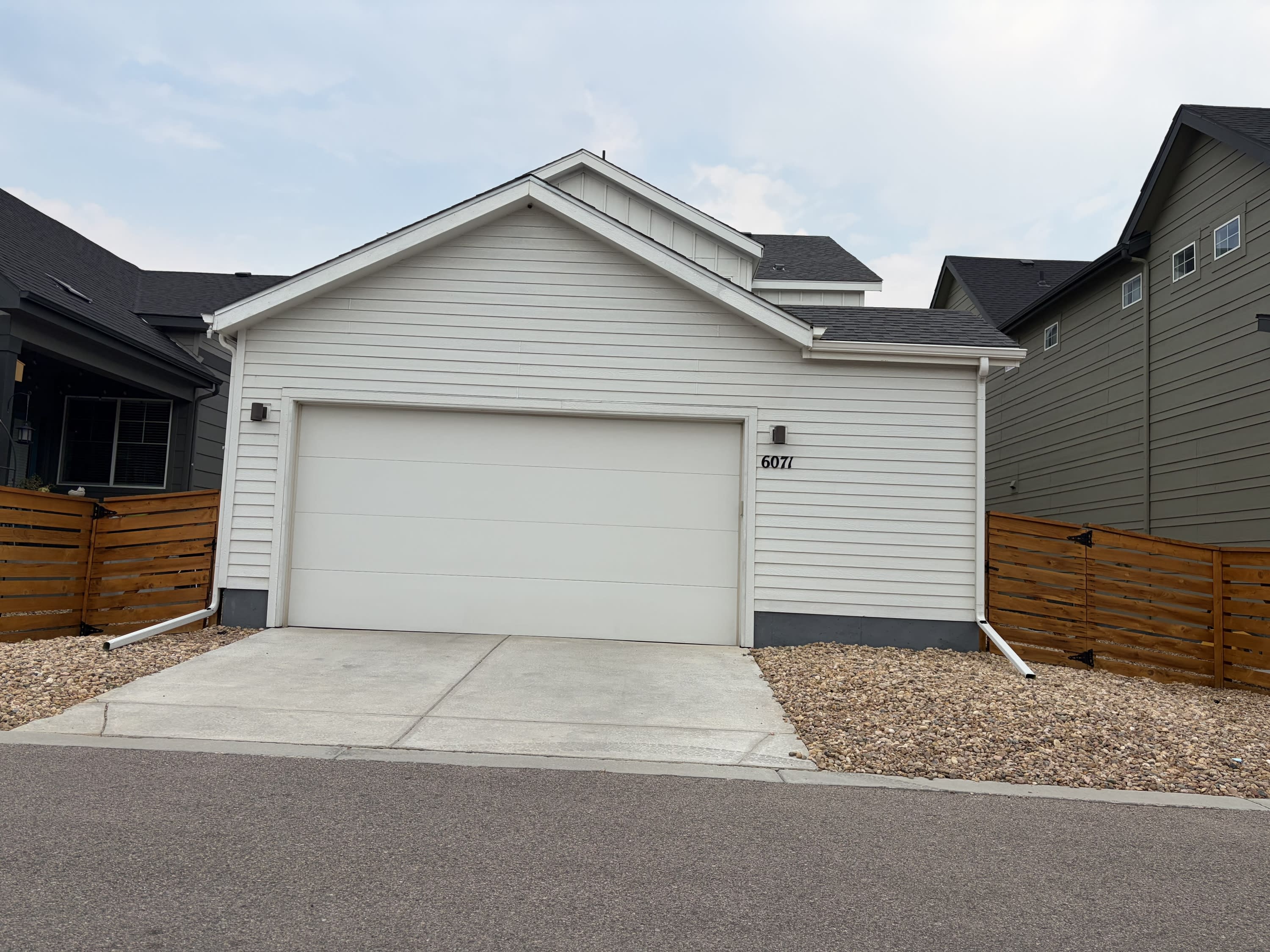 6071 Goodnight Avenue – photo 2