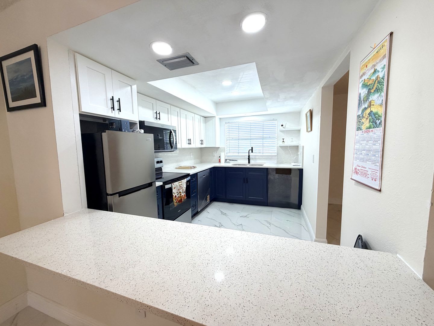 2/2 STUNNING SEASONAL RENTAL IN SUNNY N. FT. MYERS, FL – photo 4