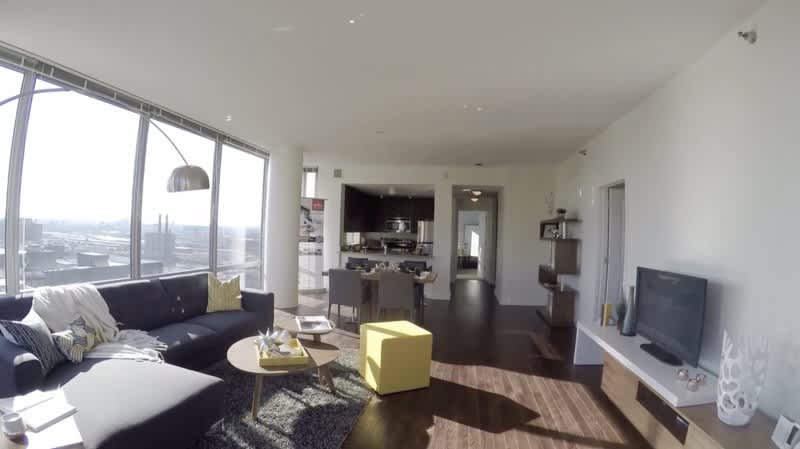 722 S Clark St – photo 2