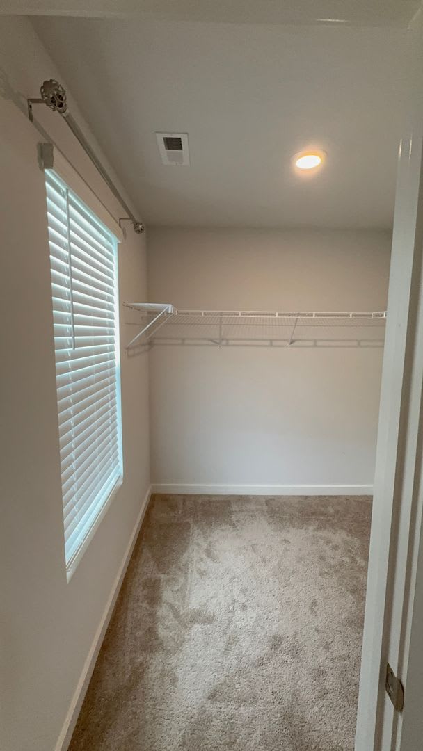 4 Bed 2.5 Bath Home – photo 4
