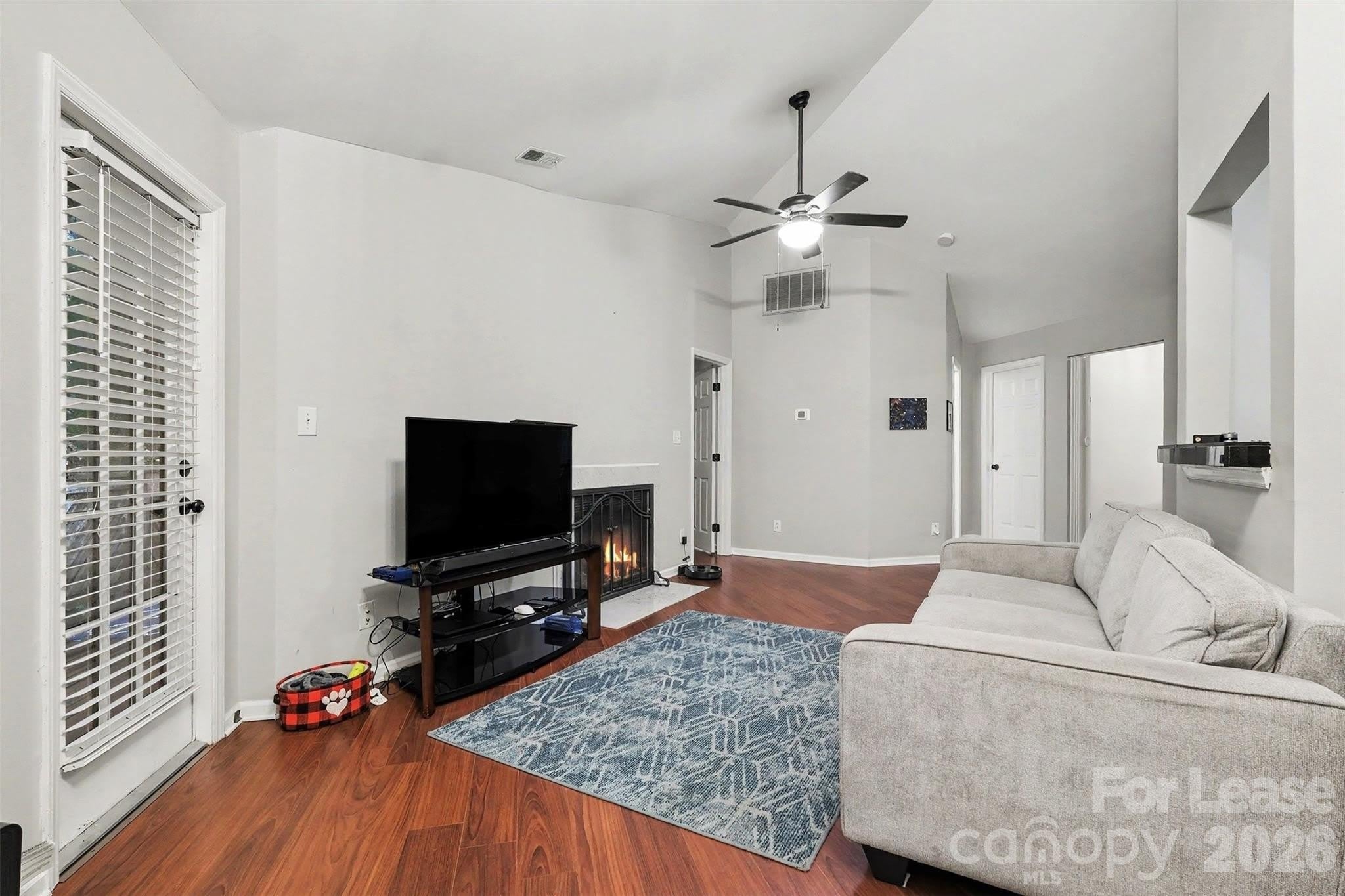 6121 GRAY GATE Lane – photo 3