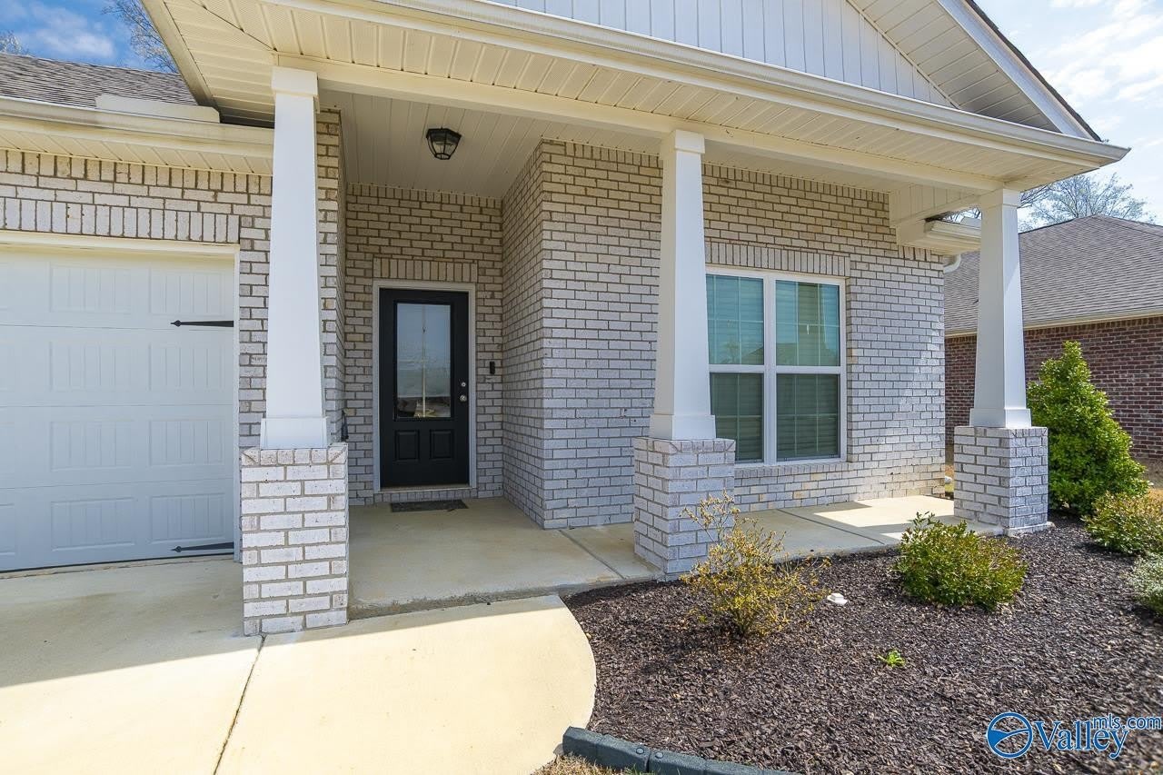 125 River Springs Court – photo 3
