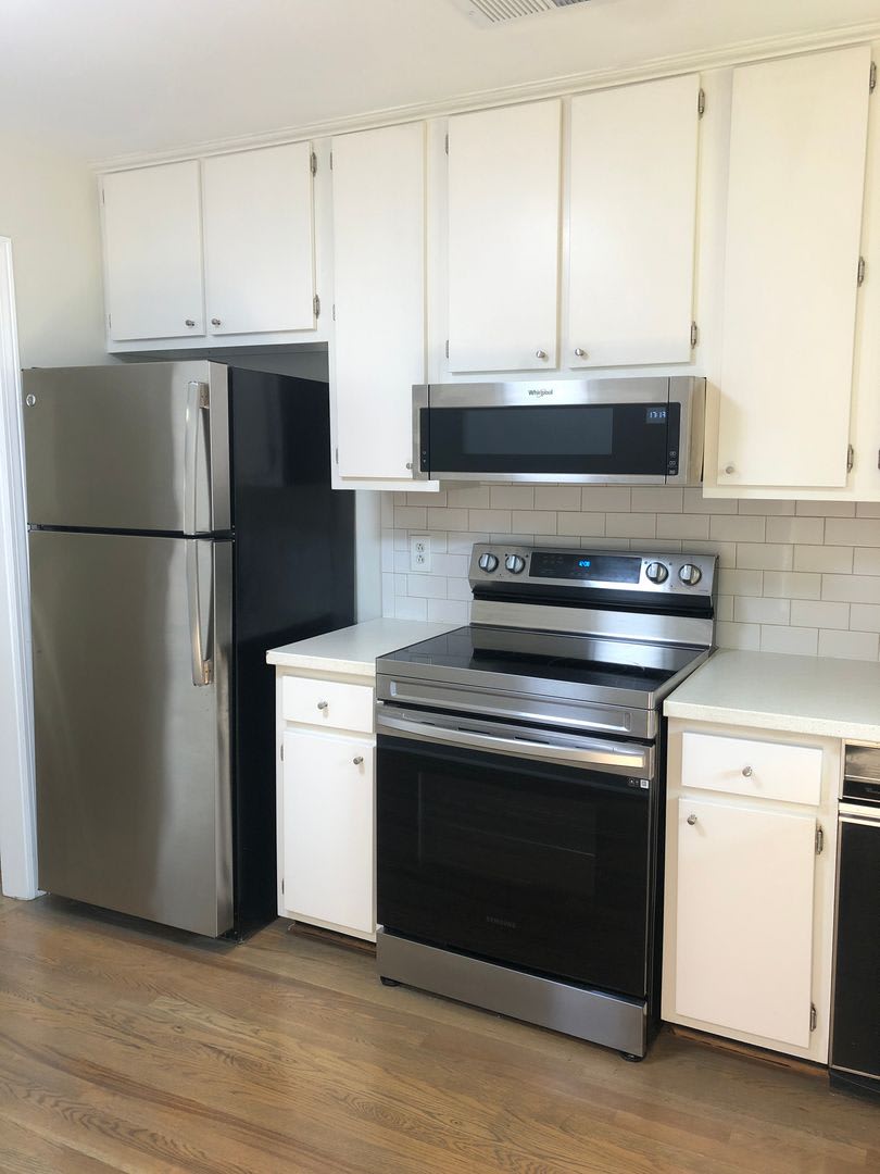 2 Bed/2 Bath Condo located in Green Hills only minutes to Vandy and Easy Interstate Access, 1 Car Garage – photo 4