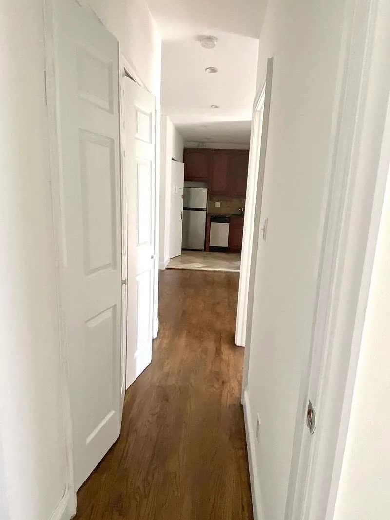245 E 4th St Apt 14 – photo 3