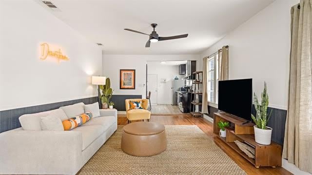 210 S OAK Street – photo 5