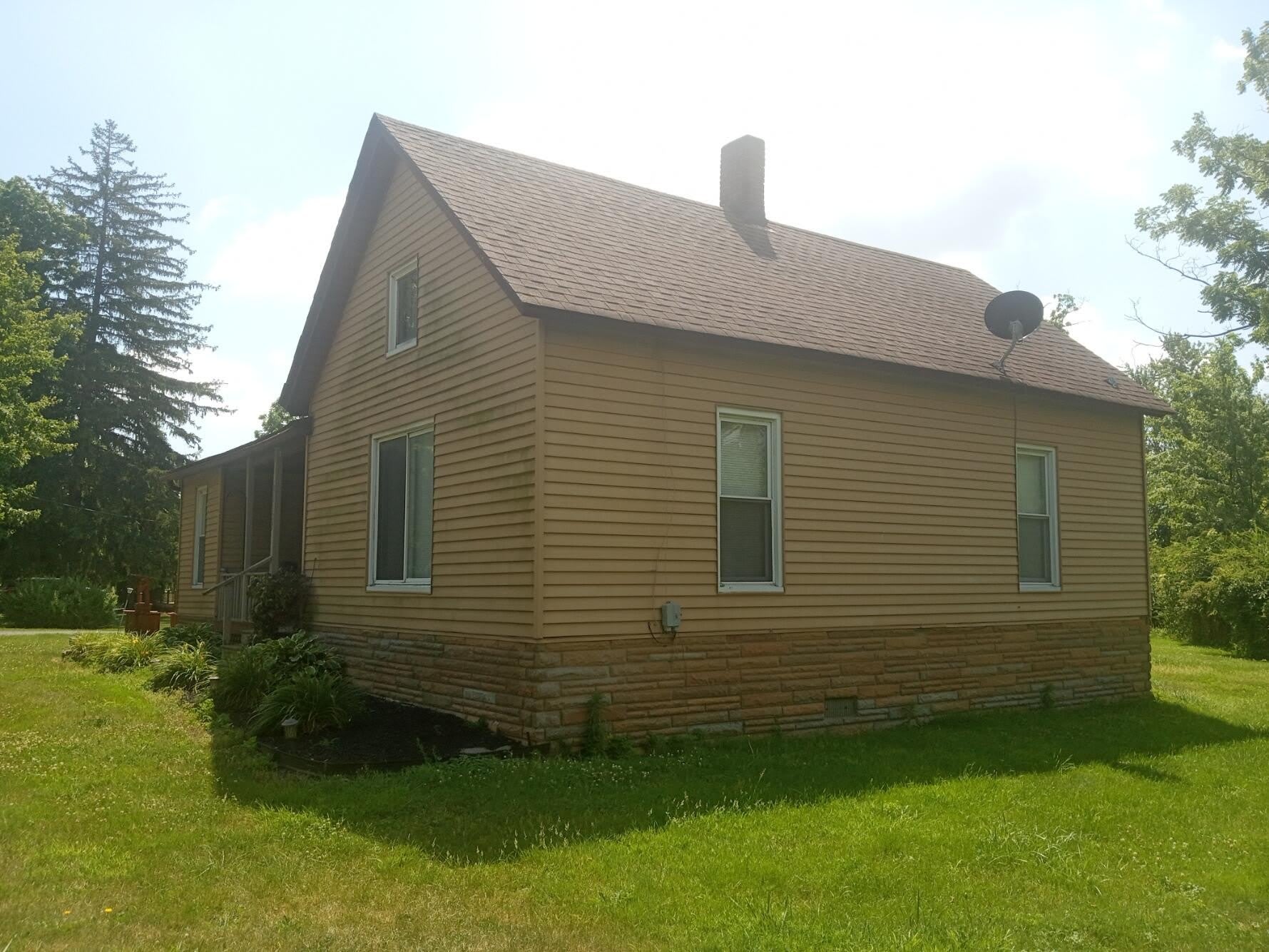 20129 Huron River Drive – photo 4