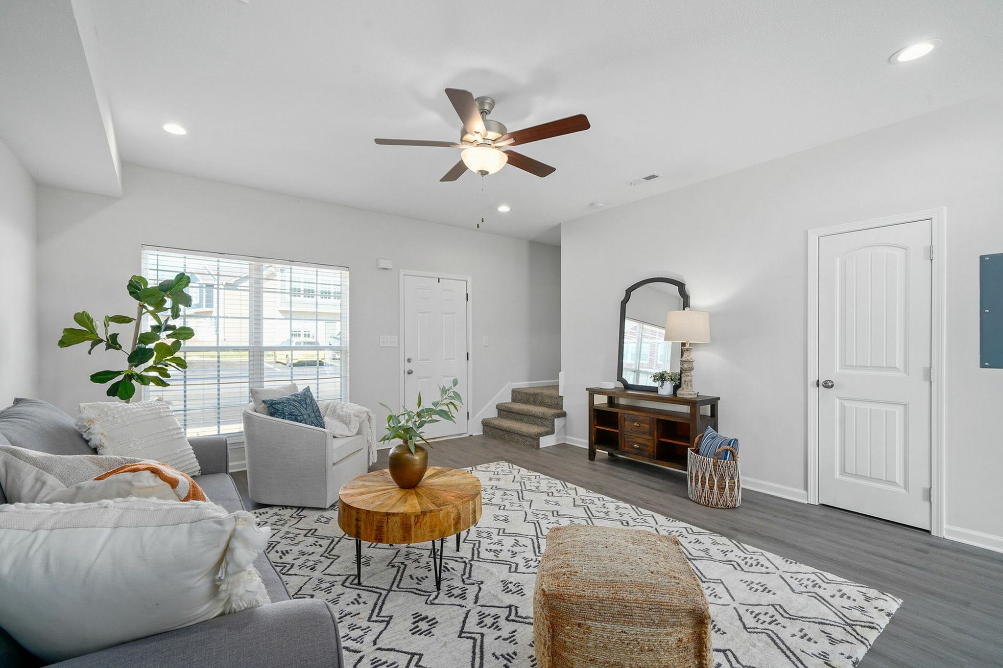 Victory Place Luxury Living – photo 4