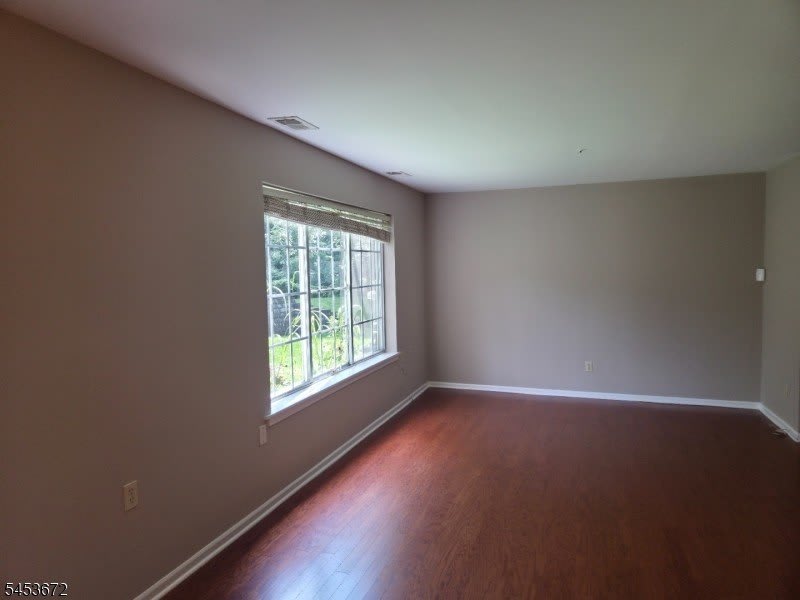 67 Village Dr – photo 4