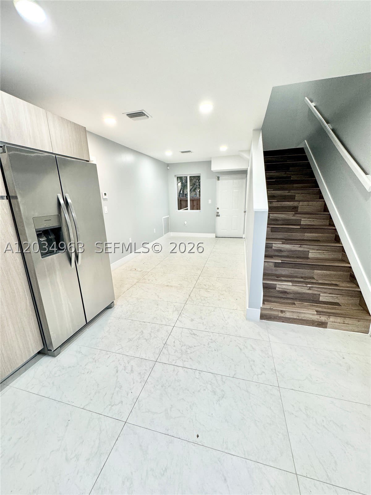 932 NW 2nd St – photo 4