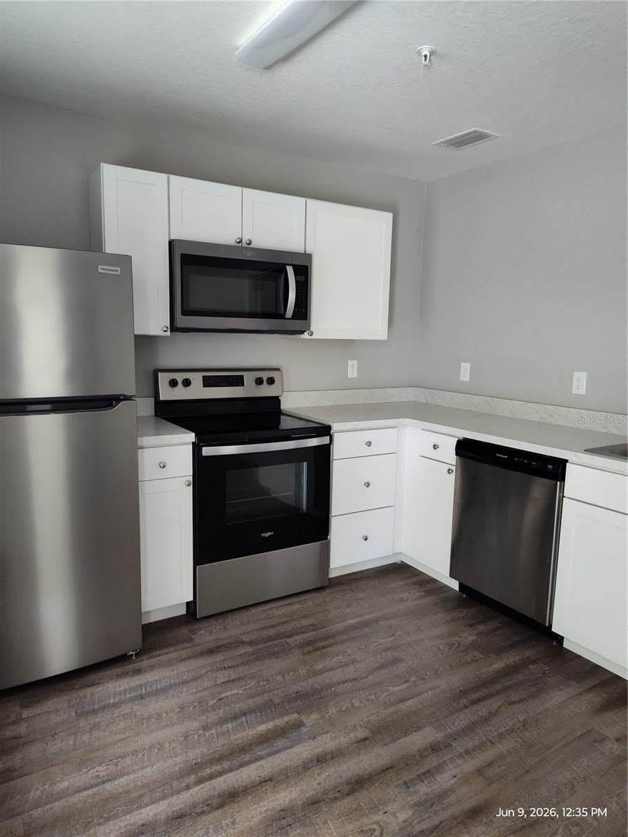 5580 NE 35TH Street – photo 2
