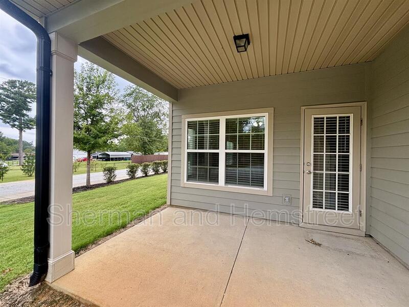 602 Dobhill Lane – photo 3