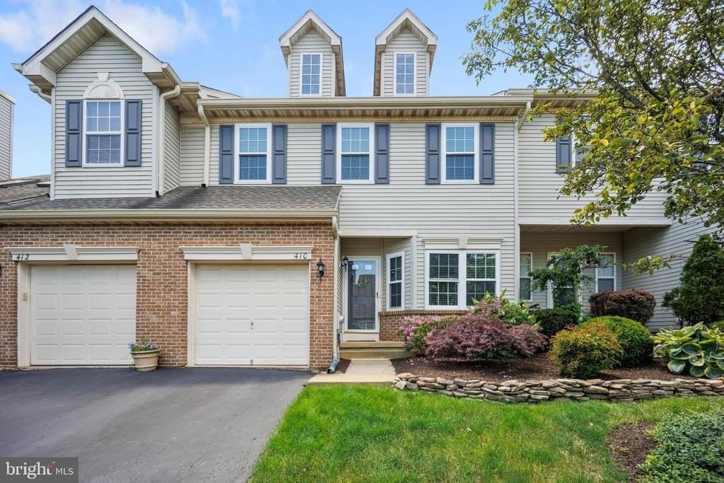 410 FAIRVIEW WAY – photo 1