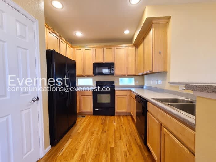 8964 East 29th Place – photo 2