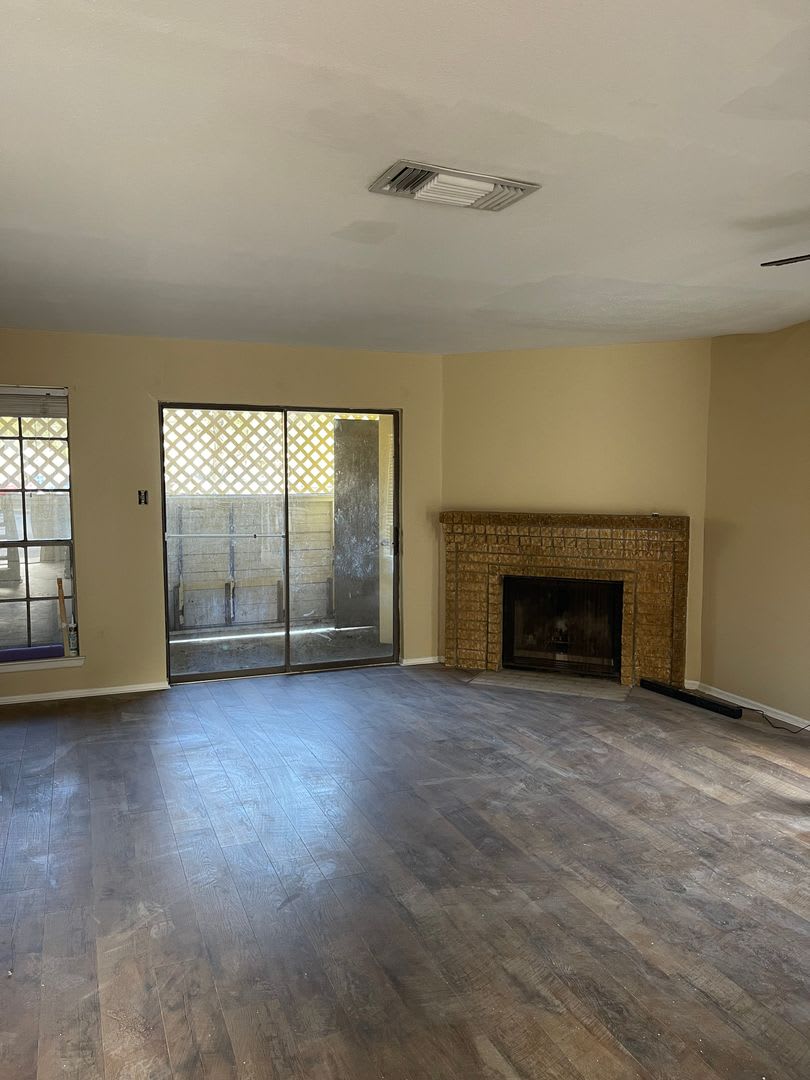 New Rental Listing – photo 2