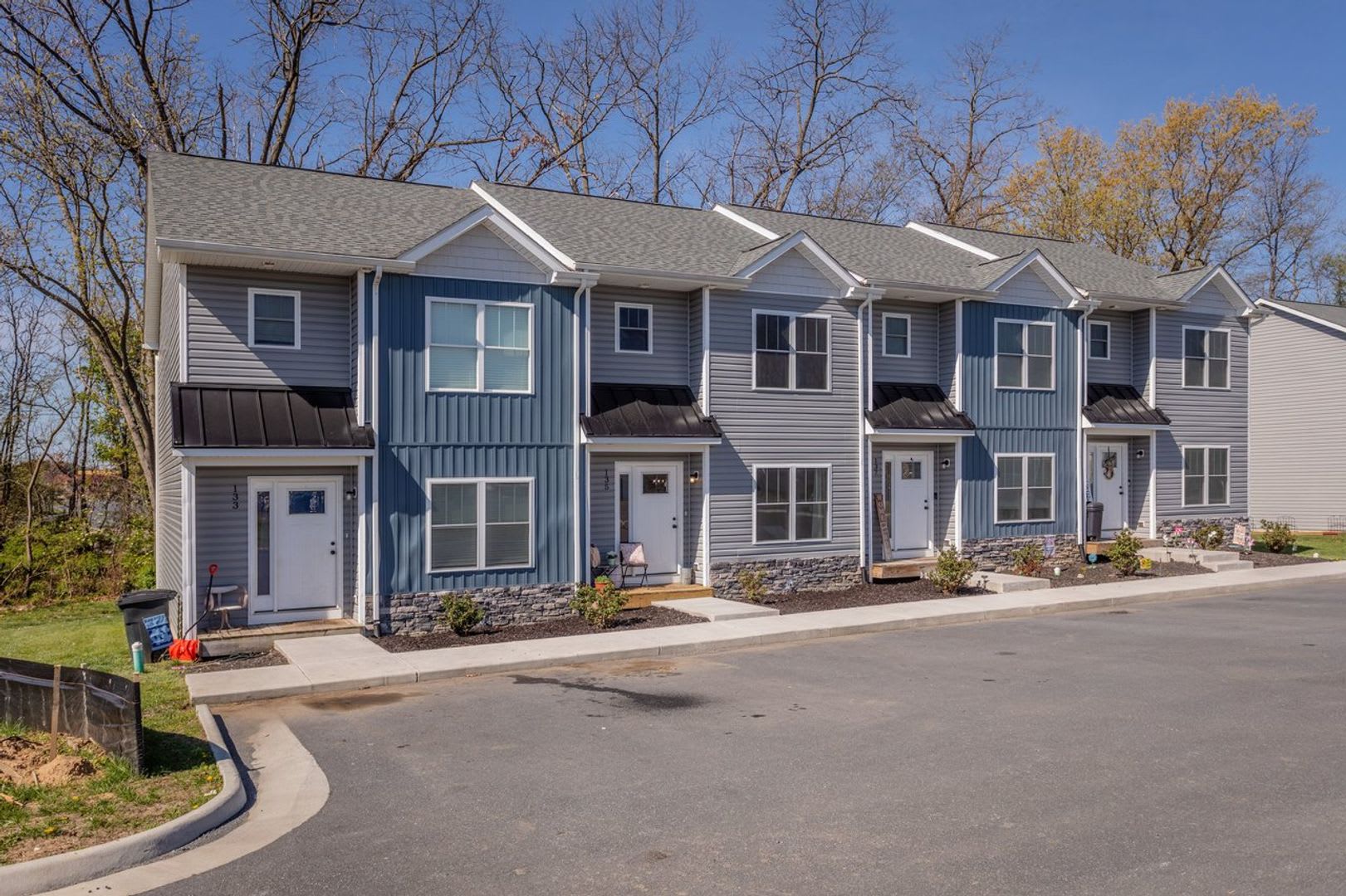 Move-In Ready: Upgraded 3-Bedroom Townhome at Swallow Ridge! This is a must see! – photo 2