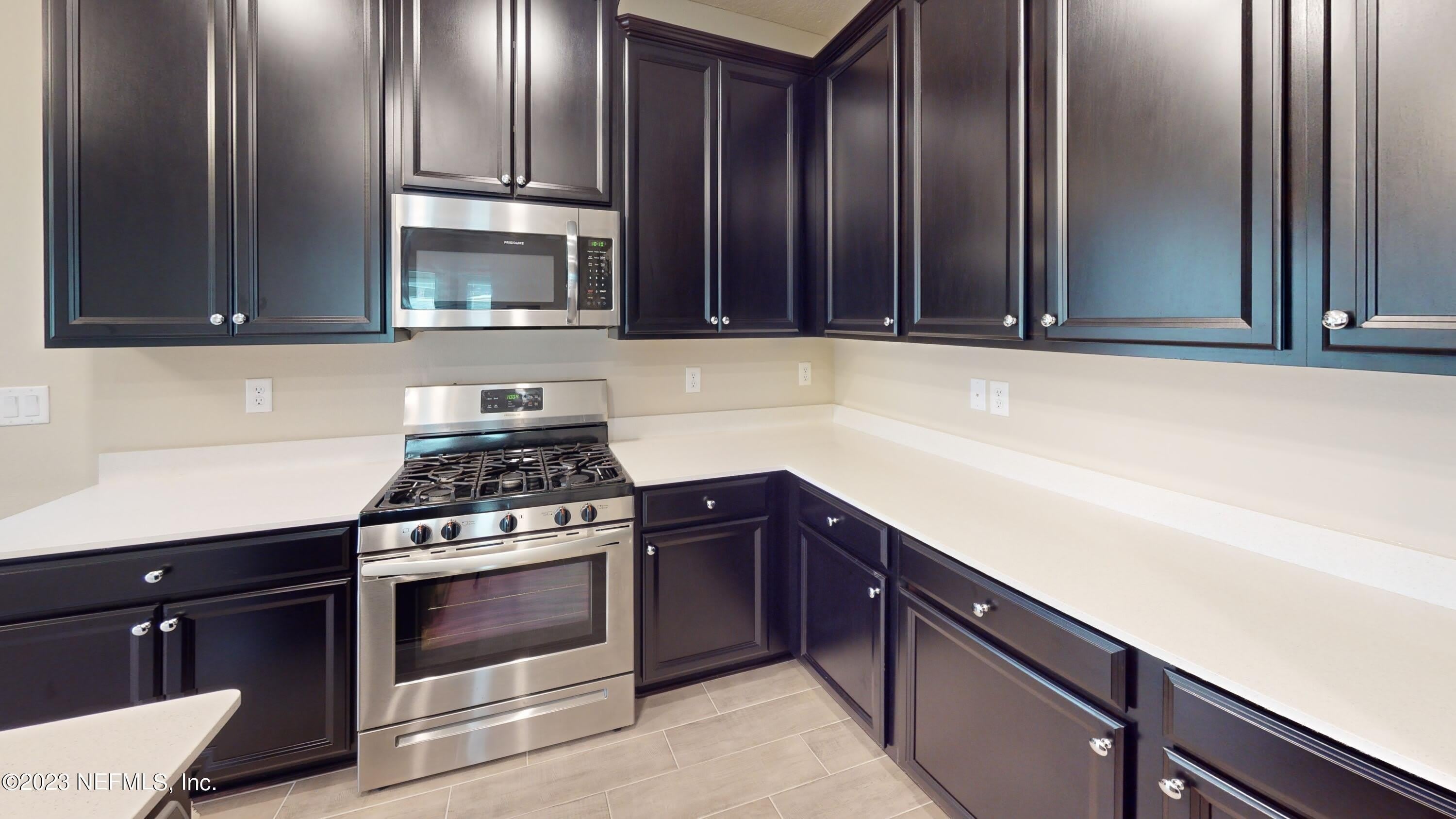 3965 CLOVERDALE Court – photo 5