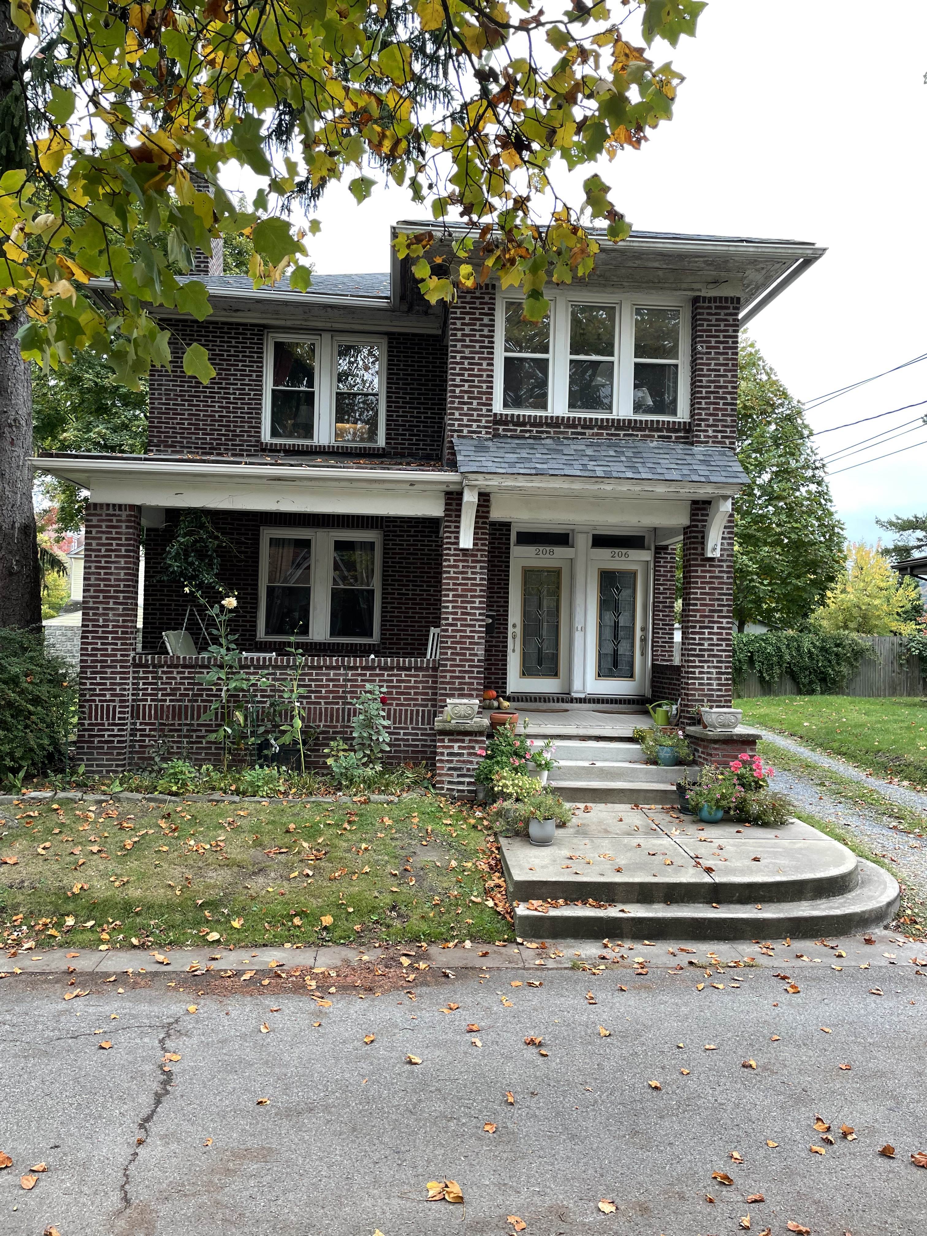 208 Orchard Place – photo 4