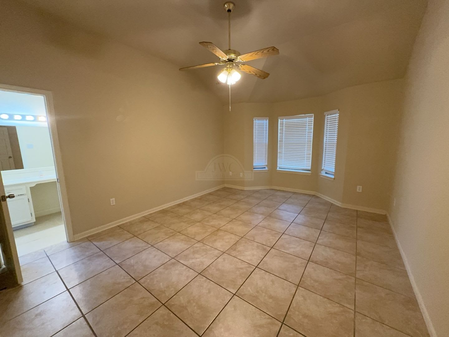 3906 Lone Oak Dr, Killeen – photo 4